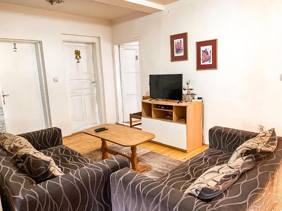 Yeti Guest House Mavrovo Eksteriør billede