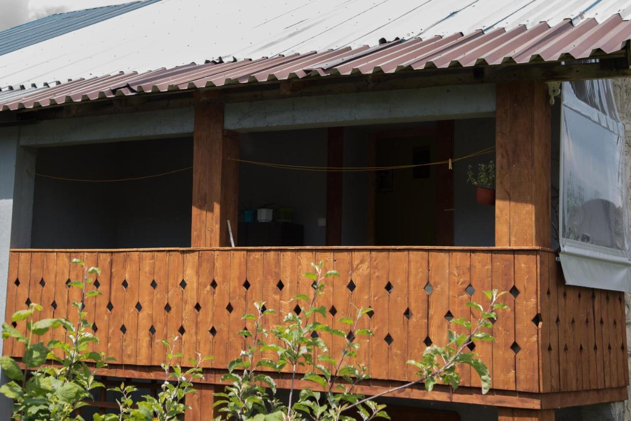 Yeti Guest House Mavrovo Eksteriør billede